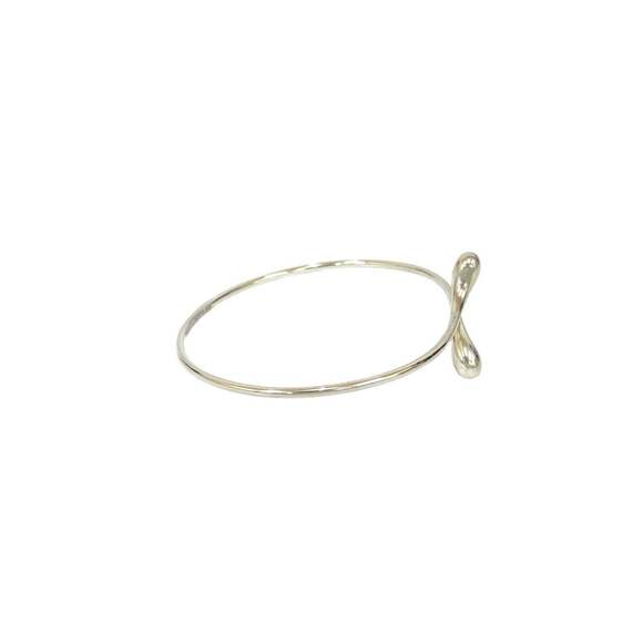 Tiffany & Co Elsa Peretti Teardrop Sterling Silver Bracelet  TIFFANY Silver Teardrop Bracelet
